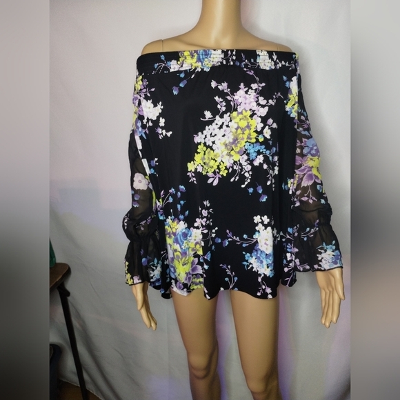 torrid Tops - NWT Torrid women's plus size 4x off the shoulder long sleeve blouse shirt top